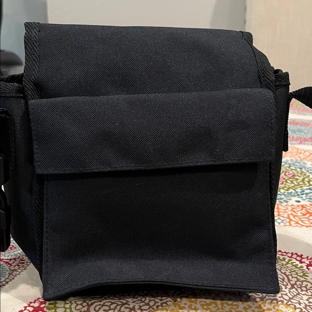 Nintendo Black Carrying Bag with Red Logo